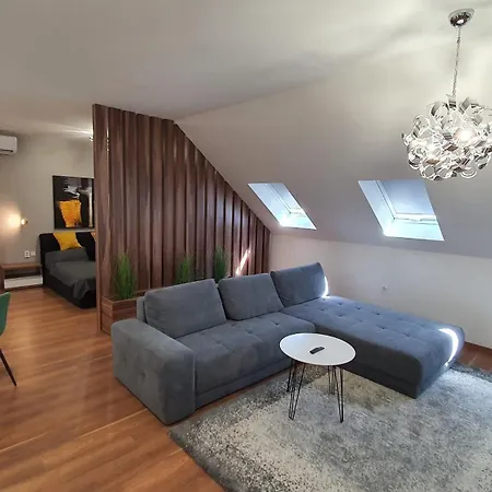 Delux Apartment *
